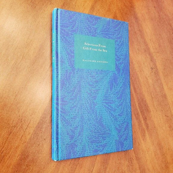 Vintage Book, Selections From Gift From the Sea Anne Morrow Lindbergh Bill Greer - Picture 1 of 8